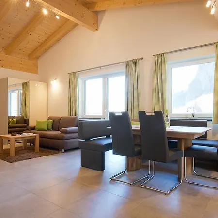 Alps 3000-1 Apartment *