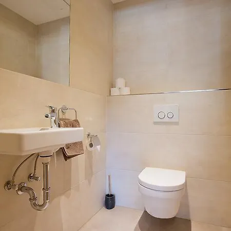 Alps 3000-1 Apartment