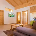Appartement Alps 3000-1 *